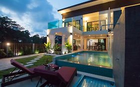 The Elegance Pool Villas